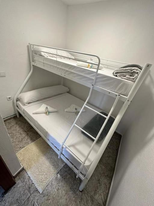 Economico Piso En Madrid Centro Apartment Bagian luar foto
