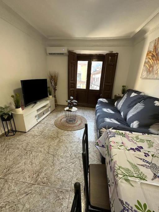 Economico Piso En Madrid Centro Apartment Bagian luar foto